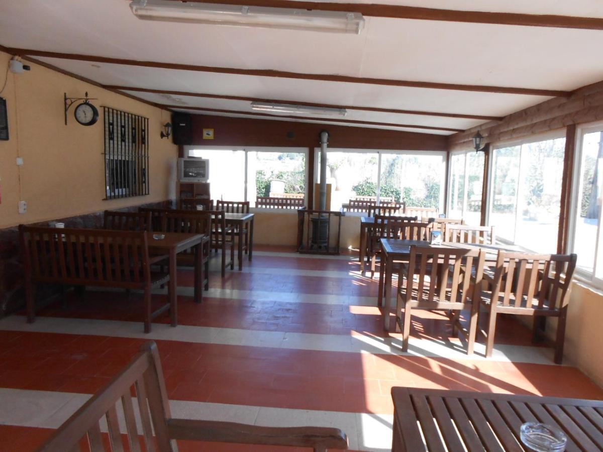 Oasis Country Park Hotel Rugat Exterior photo