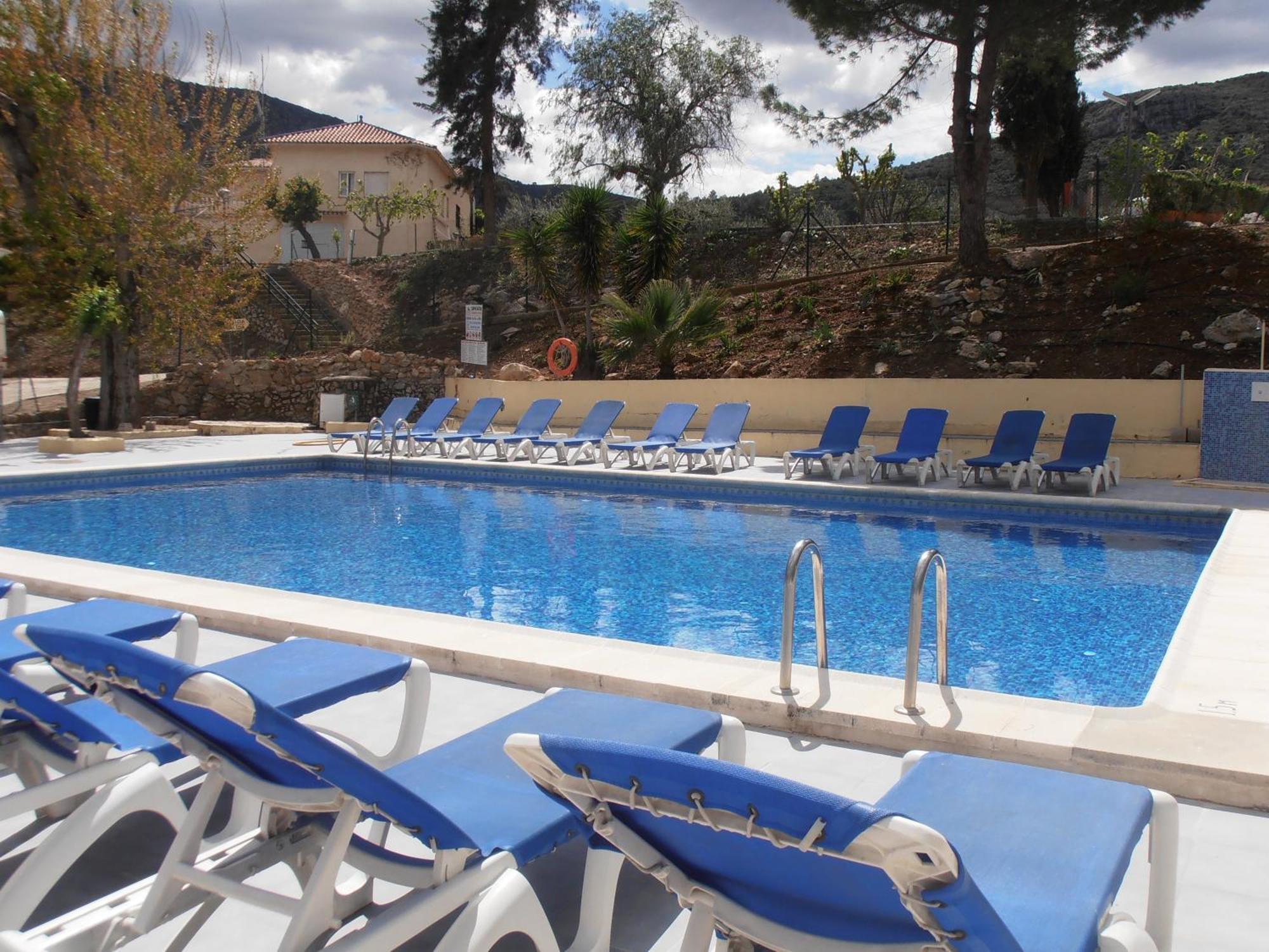 Oasis Country Park Hotel Rugat Exterior photo
