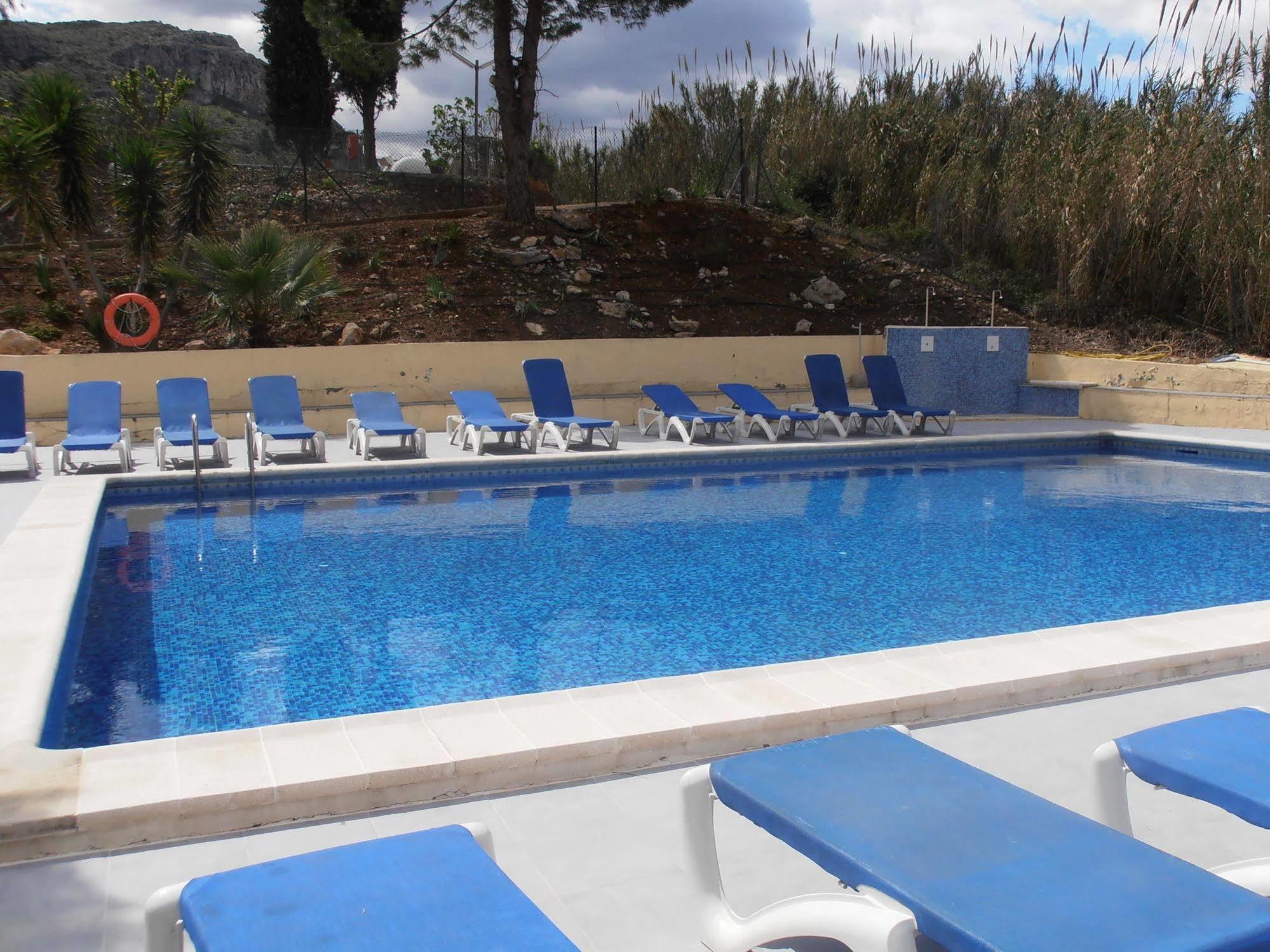 Oasis Country Park Hotel Rugat Exterior photo
